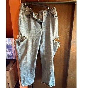 Abercrombie & Fitch Light Blue Mid-Rise Baggy Jeans